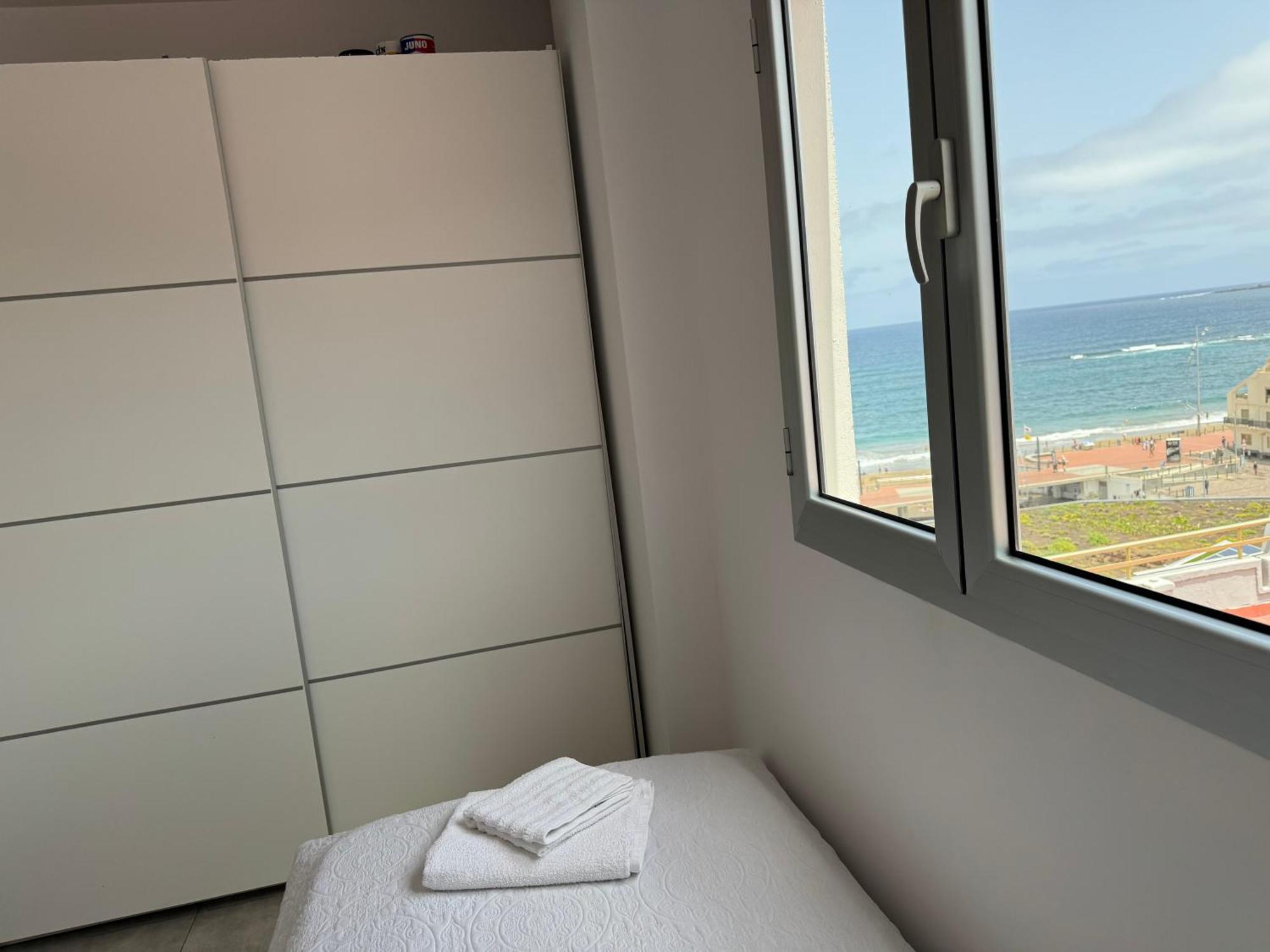 Vistas Mar Playa Las Canteras Primera Linea Wifi لاس بالماس دي غران كاناريا المظهر الخارجي الصورة