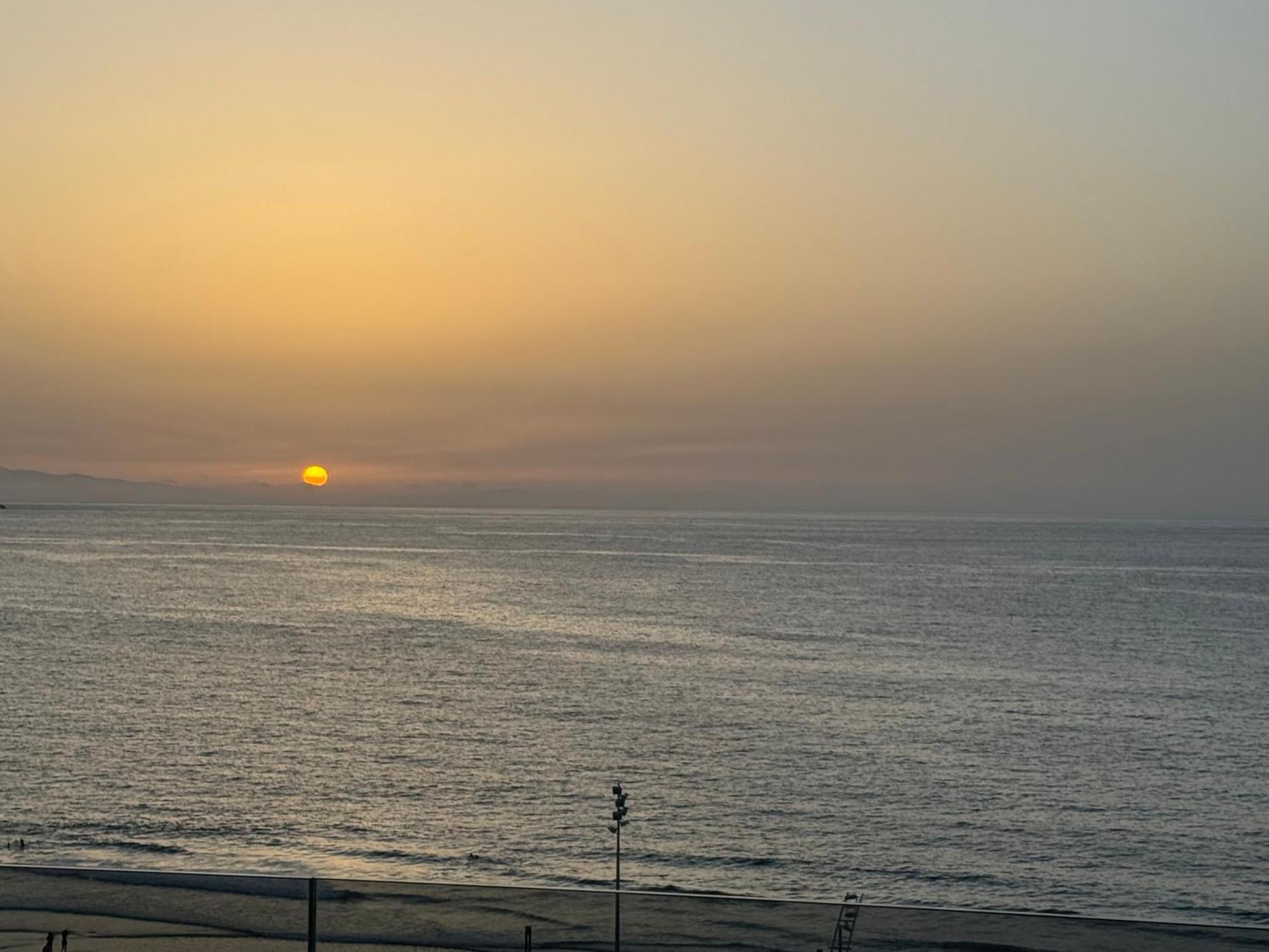 Vistas Mar Playa Las Canteras Primera Linea Wifi لاس بالماس دي غران كاناريا المظهر الخارجي الصورة
